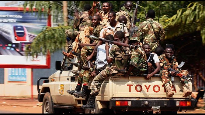 Orta Afrika Cumhuriyeti&#039;nde çatışma: 1&#039;i asker 5 kişi öldü