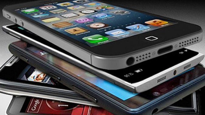 2015 yılının en eşsiz 5 akıllı telefonu!