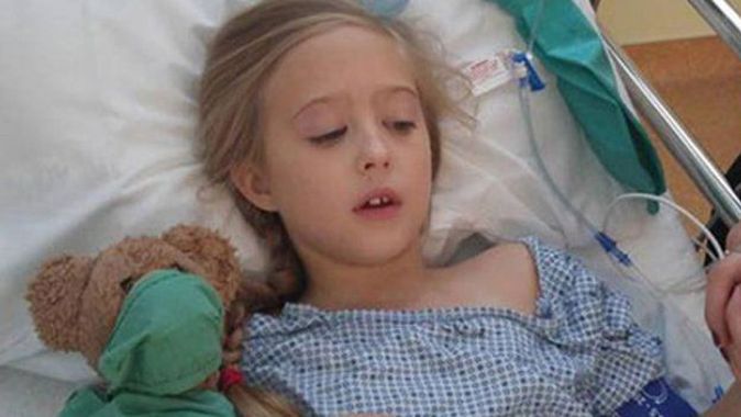 8 yaşındaki kız meme kanseri oldu!