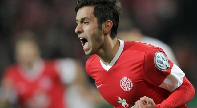 Bayern Münih kancayı Türk yıldıza taktı