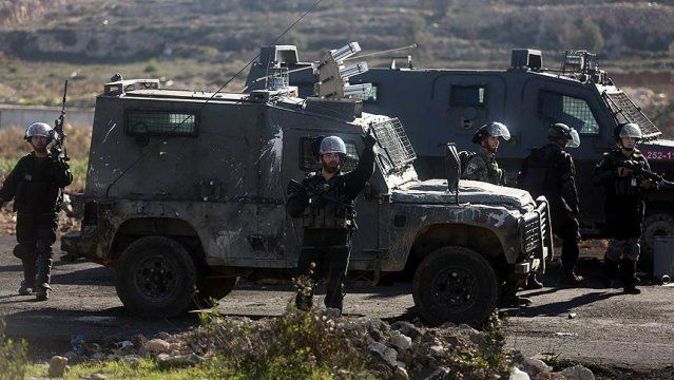 İsrail askerleri 3 Filistinliyi yaraladı
