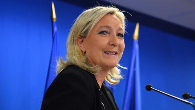 &#039;Le Pen&#039;in eli cumhurbaşkanlığı seçimi için güçlü&#039;