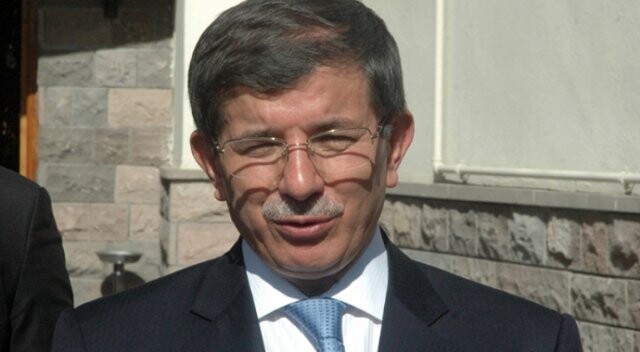 Başbakan Davutoğlu KKTC’de