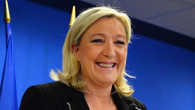 Fransa&#039;da bölgesel seçimlerin ilk turundan aşırı sağ lider çıktı