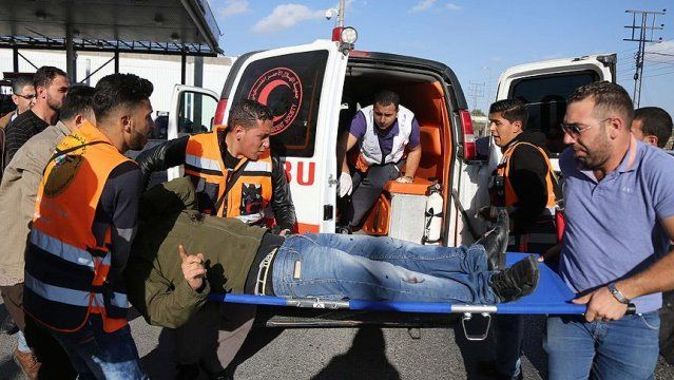 İsrail polisi Batı Şeria&#039;da bir Filistinliyi vurdu
