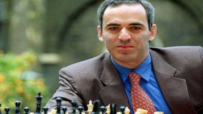 Kasparov&#039;dan Putin&#039;e eleştiri