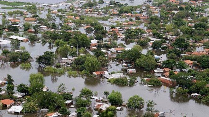 Latin Amerika ülkeleri sel ile boğuşuyor