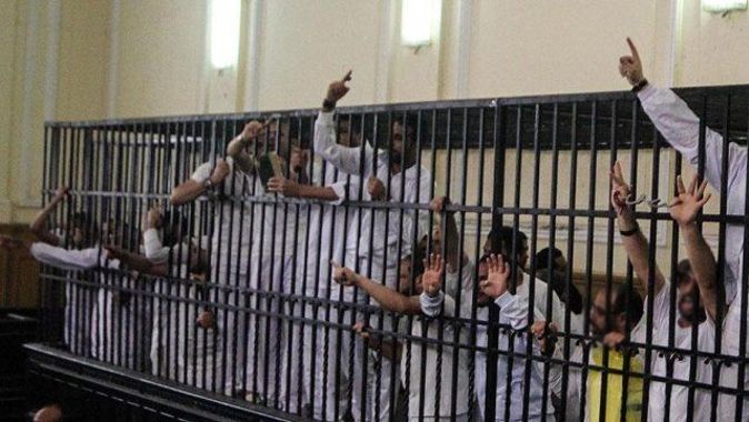 Mısır&#039;da 33 muhalife hapis cezası
