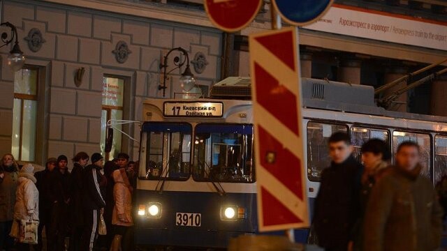 Moskova&#039;da otobüs durağında patlama