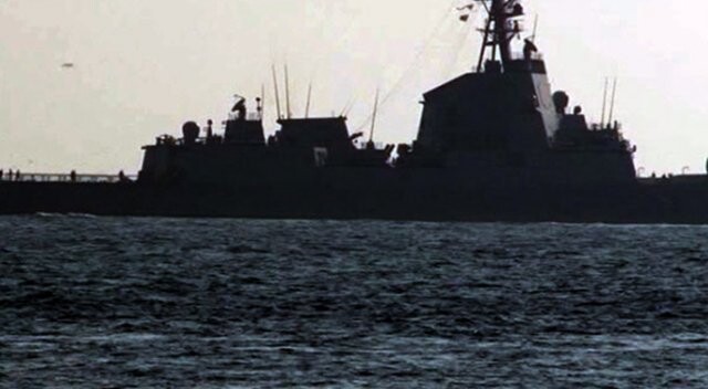 NATO gemileri Çanakkale&#039;yi karanlıkta geçti