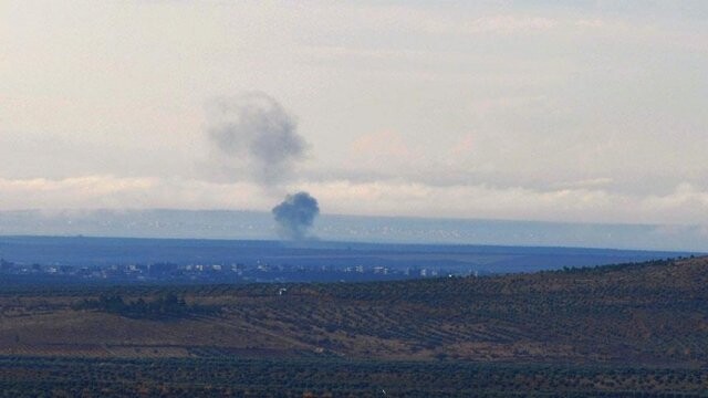 Rus uçakları Azez&#039;i bombaladı