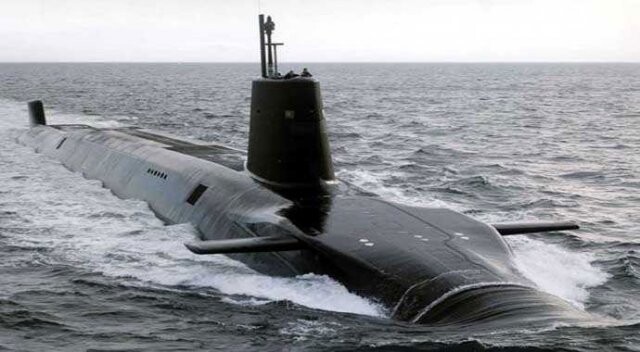 Rusya bu kez denizaltıyla vurdu