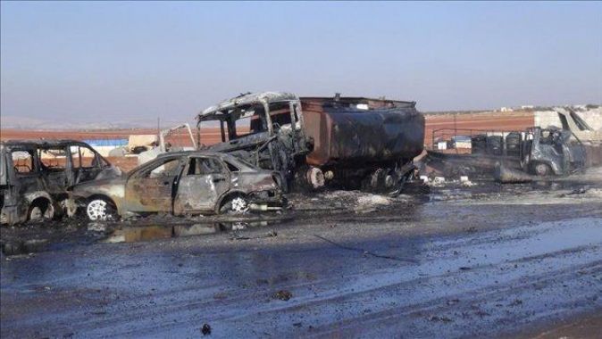 Rusya Suriye&#039;de yakıt pazarına saldırdı: 25 ölü 30 yaralı