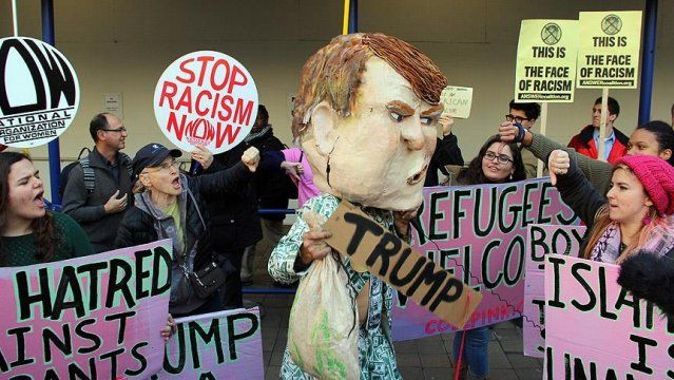 Trump Washington&#039;da protesto edildi