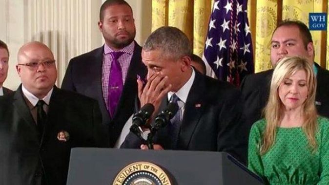 ABD&#039;den tarihi karar! Obama gözyaşlarına boğuldu