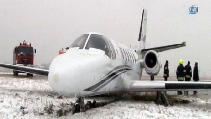 Adnan Polat&#039;ın içinde bulunduğu jet, havalimanında pistten çıktı