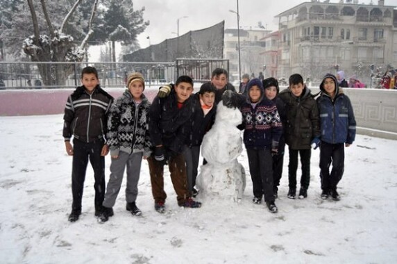 Antalya’da eğitime kar engeli