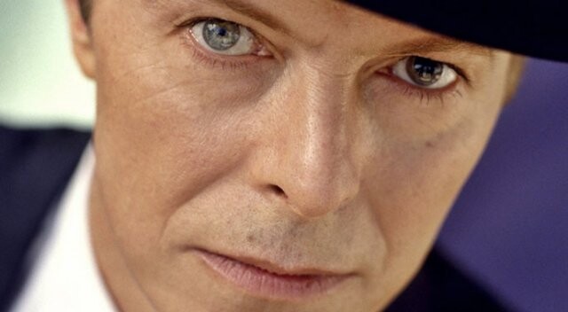 David Bowie hayatını kaybetti