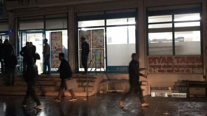 Diyarbakır&#039;da markete molotof: 1 kişi hastaneye kaldırıldı