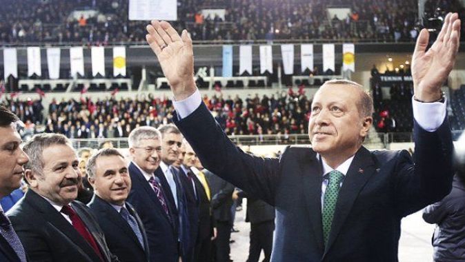 Erdoğan: Kazma kürek al, bir  hendek de sen açıver
