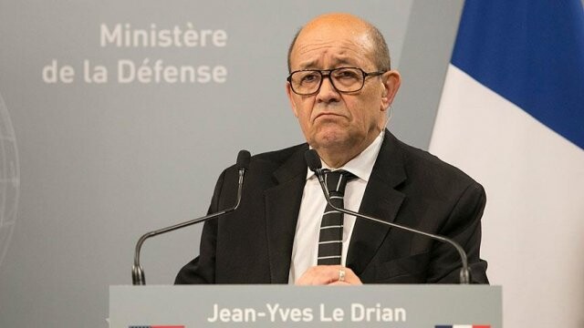 Fransa Savunma Bakanı Le Drian: DAEŞ Irak&#039;ta geri çekiliyor