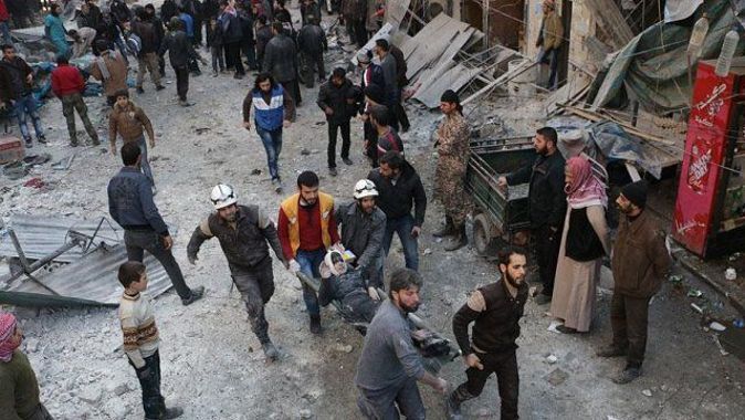 Halep&#039;te pazar yeri ve sağlık merkezine Rus saldırısı: 7 ölü 20 yaralı