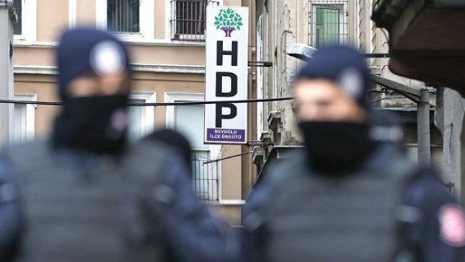 HDP&#039;ye baskın, Beyoğlu teşkilatı “kaçak” çıktı!