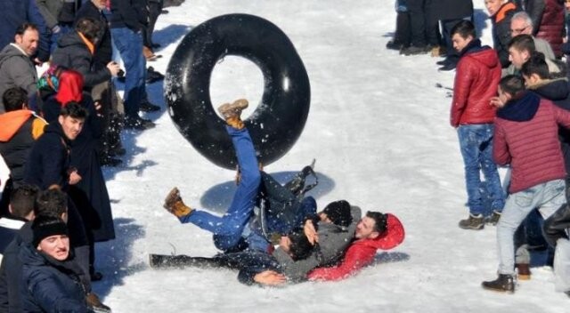 Kardan Adam Şenliği’nde kayarken düşen 22 kişi yaralandı