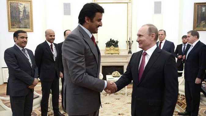 Katar Emiri Al Sani ile Rusya Devlet Başkanı Putin bir araya geldi