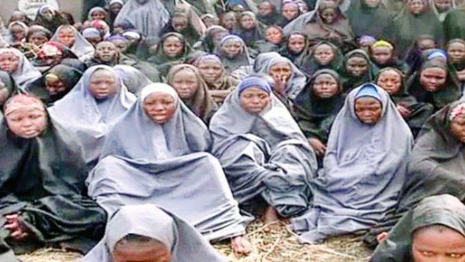Nijerya, kaçırılan 200 kız için Boko Haram’la görüşecek