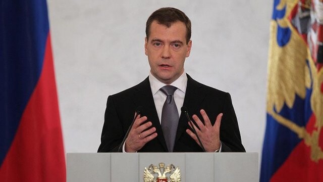 Rusya Başbakanı Medvedev: Rusya bu kadar çok ekonomik sorunla karşılaşmamıştı
