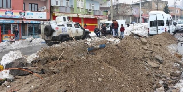 Şırnak’ta zırhlı araca saldırı: 1 polis yaralı