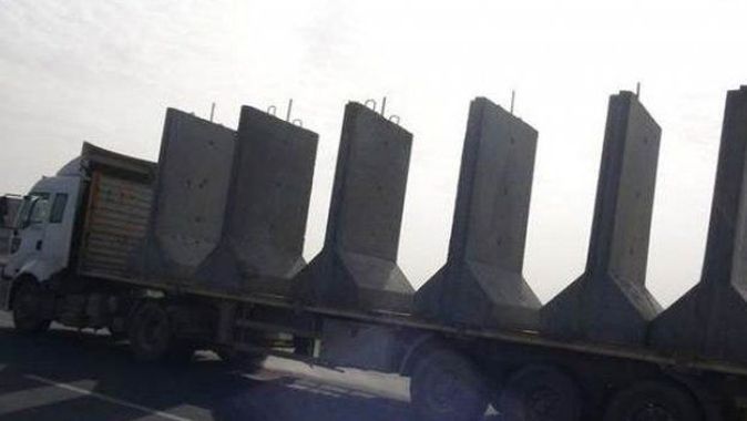 Suriye sınırına 3 metre yeksekliğinde beton duvar geliyor