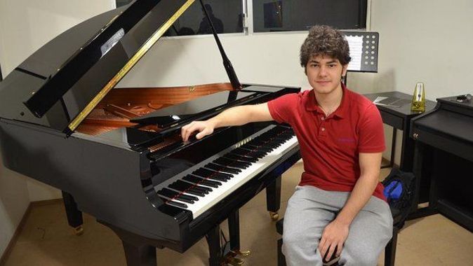 Suriyeli genç piyanist Cimuk&#039;a Rusya&#039;dan vize engeli