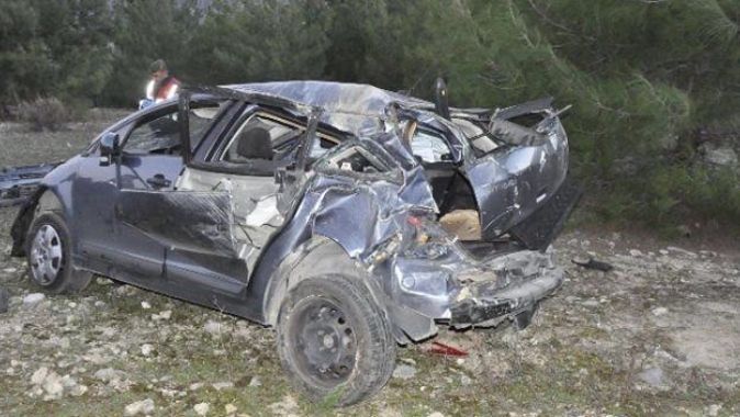 Antalya’da trafik kazası: 2 ölü, 2 yaralı
