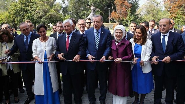 Cumhurbaşkanı Erdoğan, Vitacura Türkiye Parkı’nın açılışını yaptı