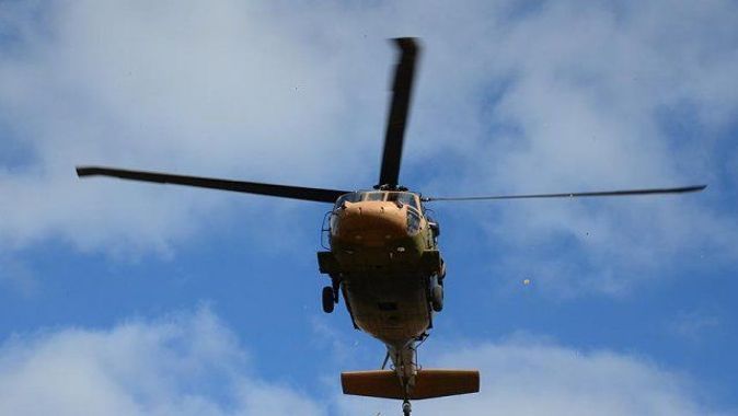 Ege&#039;de Yunan askeri helikopteri düştü