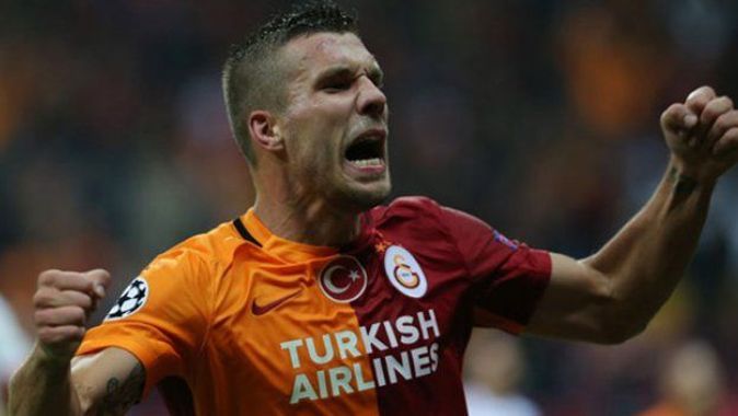 Galatasaray&#039;da Podolski sevinci
