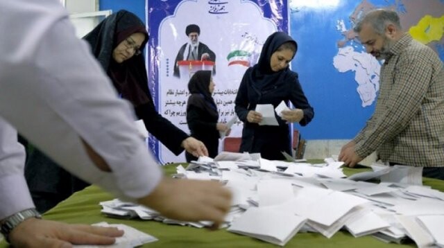 İran&#039;da seçim depremi! Hasan Ruhani...