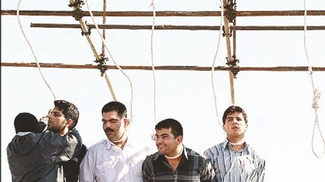 İran köyde erkek bırakmadı