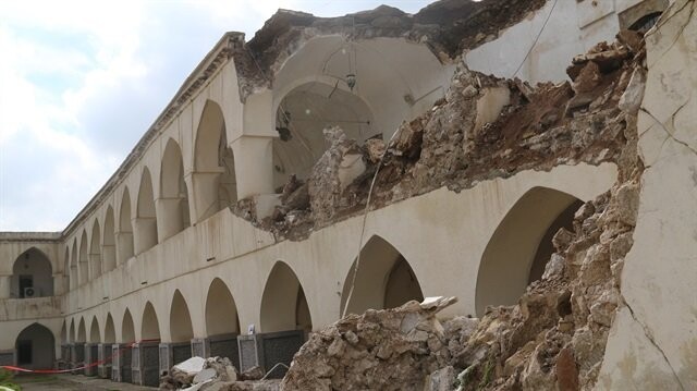 Kerkük&#039;teki tarihi Osmanlı Kışlası yıkıldı