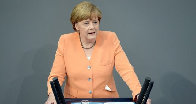 Merkel: &#039;Türkiye’ye ve Yunanistan’a destek verilmeli&#039;