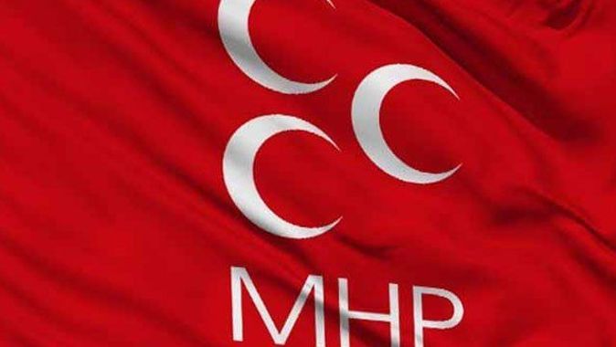 MHP İlçe Başkanlığı önünde partililer arasında arbade