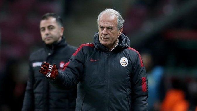 Mustafa Denizli: 4 transferle ilgili çalışmalar devam ediyor