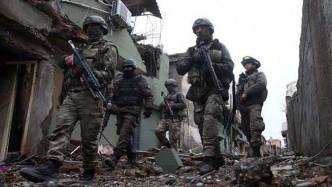 PKK&#039;nın inine girildi! 38 terörist öldürüldü