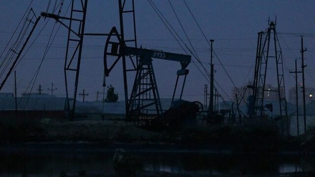 Yaptırım ve petroldeki düşüşün Rusya&#039;ya faturası ağır oldu