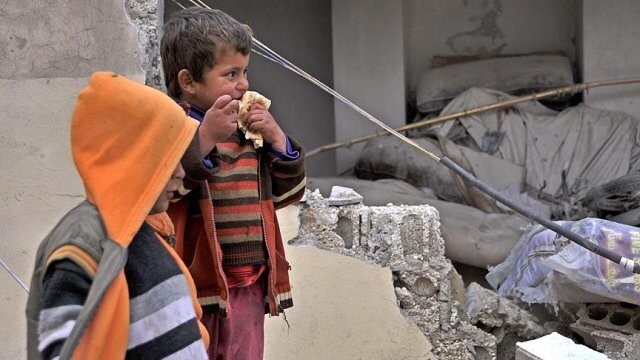 &#039;Suriye&#039;de çocuklar, taze meyve ve sebzenin tadını unuttu&#039;