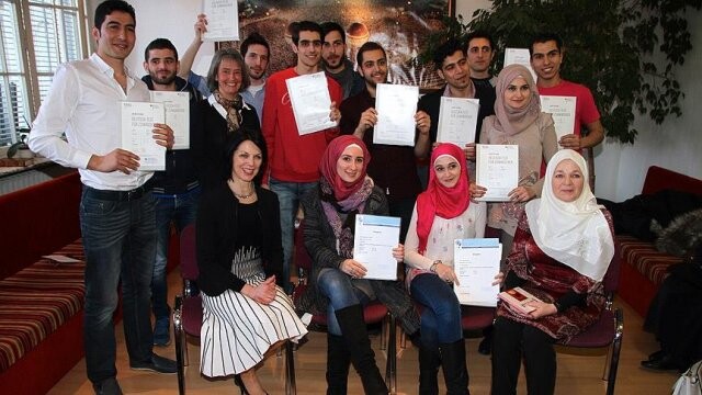 Almanya&#039;dan mültecilere uyum sertifikası