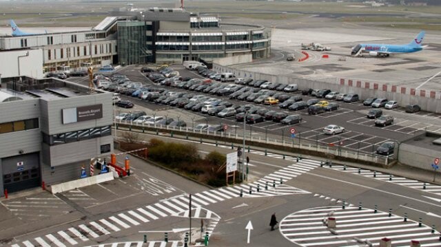 Brüksel Havaalanı&#039;nda iki patlama (Brüksel havalimanı patlama, ölü yaralı sayısı)