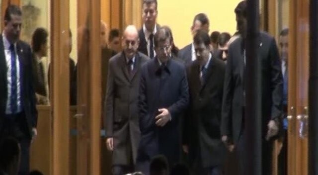 Başbakan Davutoğlu yurda döndü